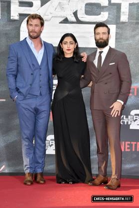 233.jpg